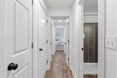 5525 N Syracuse St, Portland, OR 97203 - Photo 20