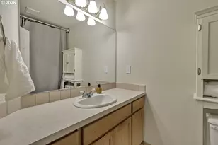 2484 NE Nicki Ct, Hillsboro, OR 97124 - Photo 26