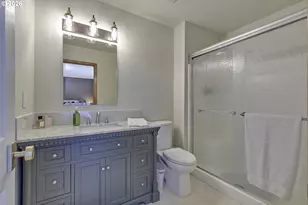 2484 NE Nicki Ct, Hillsboro, OR 97124 - Photo 22