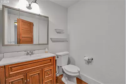 406 W C St, Rainier, OR 97048 - Photo 26