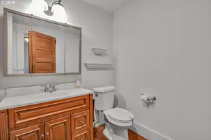 406 W C St, Rainier, OR 97048 - Photo 26