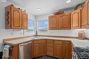 406 W C St, Rainier, OR 97048 - Photo 22
