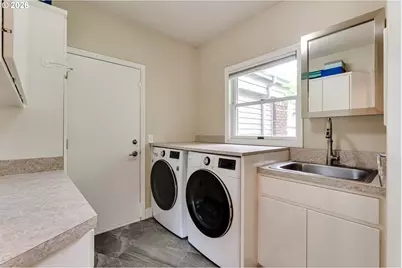 3375 Bardell Ave, Eugene, OR 97401 - Photo 18