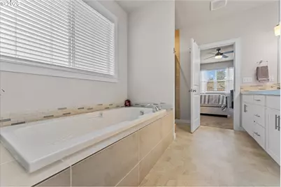 142 N 35th Pl, Cornelius, OR 97124 - Photo 14