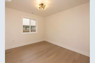 2116 E 39th St, Vancouver, WA 98663 - Photo 16