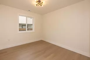 2116 E 39th St, Vancouver, WA 98663 - Photo 16
