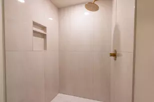 2116 E 39th St, Vancouver, WA 98663 - Photo 12