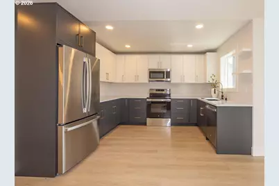 2116 E 39th St, Vancouver, WA 98663 - Photo 6