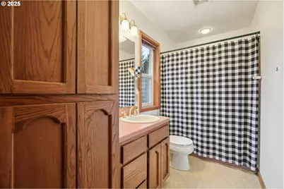 32808 NE 236th St, Yacolt, WA 98675 - Photo 16