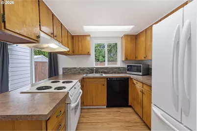 1602 N Deborah Rd #C, Newberg, OR 97132 - Photo 8