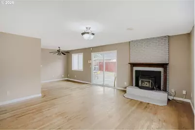 630 SE 134th Ave, Portland, OR 97233 - Photo 12