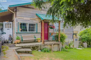 725 B St, Myrtle Point, OR 97458 - Photo 2