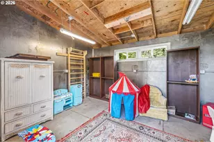 2604 SE Washington St, Portland, OR 97214 - Photo 32