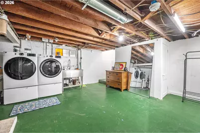 2604 SE Washington St, Portland, OR 97214 - Photo 26