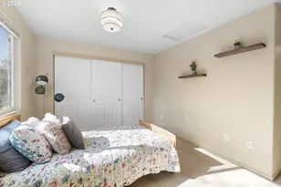 9304 N Richmond Ave, Portland, OR 97203 - Photo 24