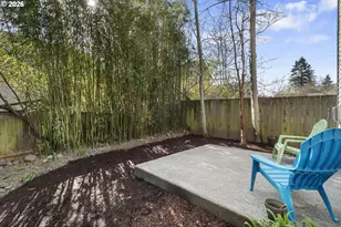 9304 N Richmond Ave, Portland, OR 97203 - Photo 32