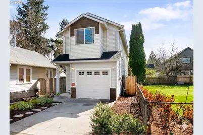 9304 N Richmond Ave, Portland, OR 97203 - Photo 2