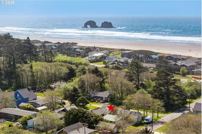 610 S Anchor St, Rockaway Beach, OR 97136 - Photo 2