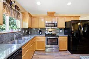25757 SE Frog Pond Ln, Eagle Creek, OR 97022 - Photo 10