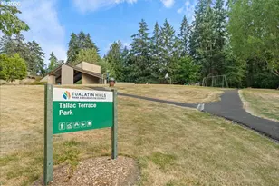 16825 SW Timberland Dr, Beaverton, OR 97007 - Photo 24