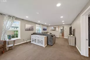 739 W Wharton St, Roseburg, OR 97471 - Photo 4