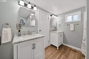 739 W Wharton St, Roseburg, OR 97471 - Photo 20