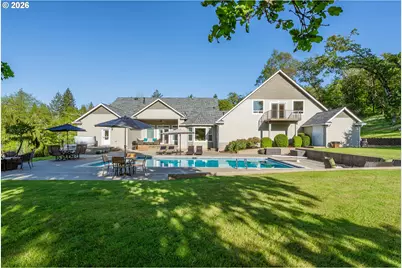 2700 Melrose Rd, Roseburg, OR 97471 - Photo 2