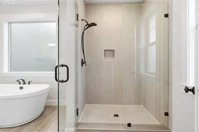 11936 Skellenger Way, Oregon City, OR 97045 - Photo 16