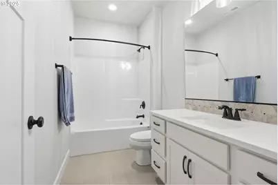 11936 Skellenger Way, Oregon City, OR 97045 - Photo 20