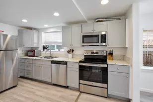 5905 SE Hazel Pl, Milwaukie, OR 97222 - Photo 6