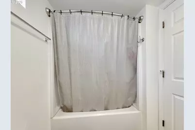 5905 SE Hazel Pl, Milwaukie, OR 97222 - Photo 14