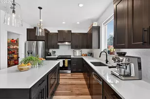 60903 SE Epic Pl, Bend, OR 97702 - Photo 10