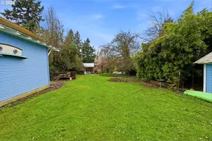 335 SE Baker St, McMinnville, OR 97128 - Photo 4