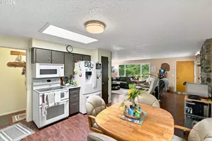 640 Royal Dr, Lakeside, OR 97449 - Photo 8