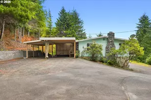 640 Royal Dr, Lakeside, OR 97449 - Photo 6