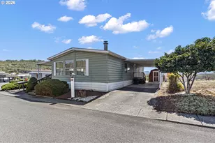 502 Shadow Ranch Ln, Roseburg, OR 97470 - Photo 4