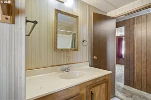 502 Shadow Ranch Ln, Roseburg, OR 97470 - Photo 26