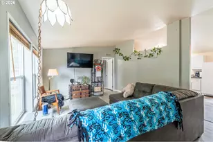 91382 Grinnell Ln, Coos Bay, OR 97420 - Photo 8