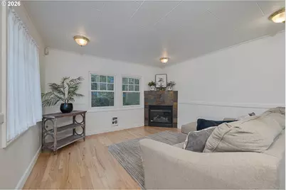 11251 SW Capitol Hwy, Portland, OR 97219 - Photo 4