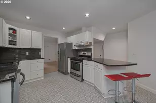 11251 SW Capitol Hwy, Portland, OR 97219 - Photo 8