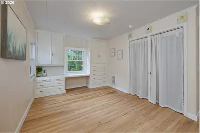 11251 SW Capitol Hwy, Portland, OR 97219 - Photo 12
