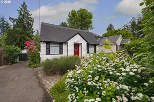 11251 SW Capitol Hwy, Portland, OR 97219 - Photo 26