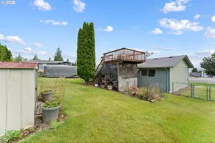 1865 7th St, Columbia City, OR 97018 - Photo 36