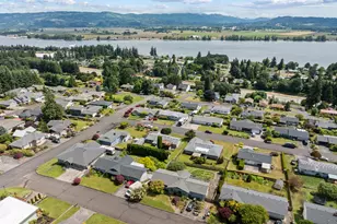 1865 7th St, Columbia City, OR 97018 - Photo 40
