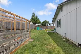87568 Esprit Ct, Veneta, OR 97487 - Photo 38