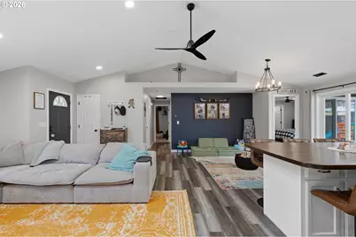 87568 Esprit Ct, Veneta, OR 97487 - Photo 8