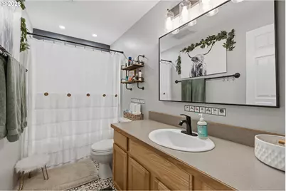 87568 Esprit Ct, Veneta, OR 97487 - Photo 32