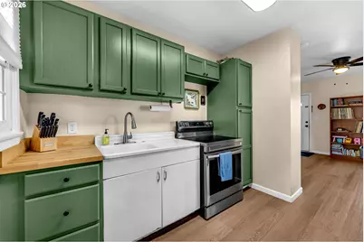 3109 E 28th St, Vancouver, WA 98661 - Photo 12