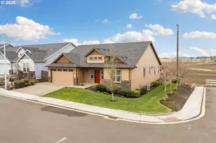 787 E Roosevelt St, Carlton, OR 97111 - Photo 1