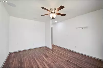 4703 Merlin St, Longview, WA 98632 - Photo 6
